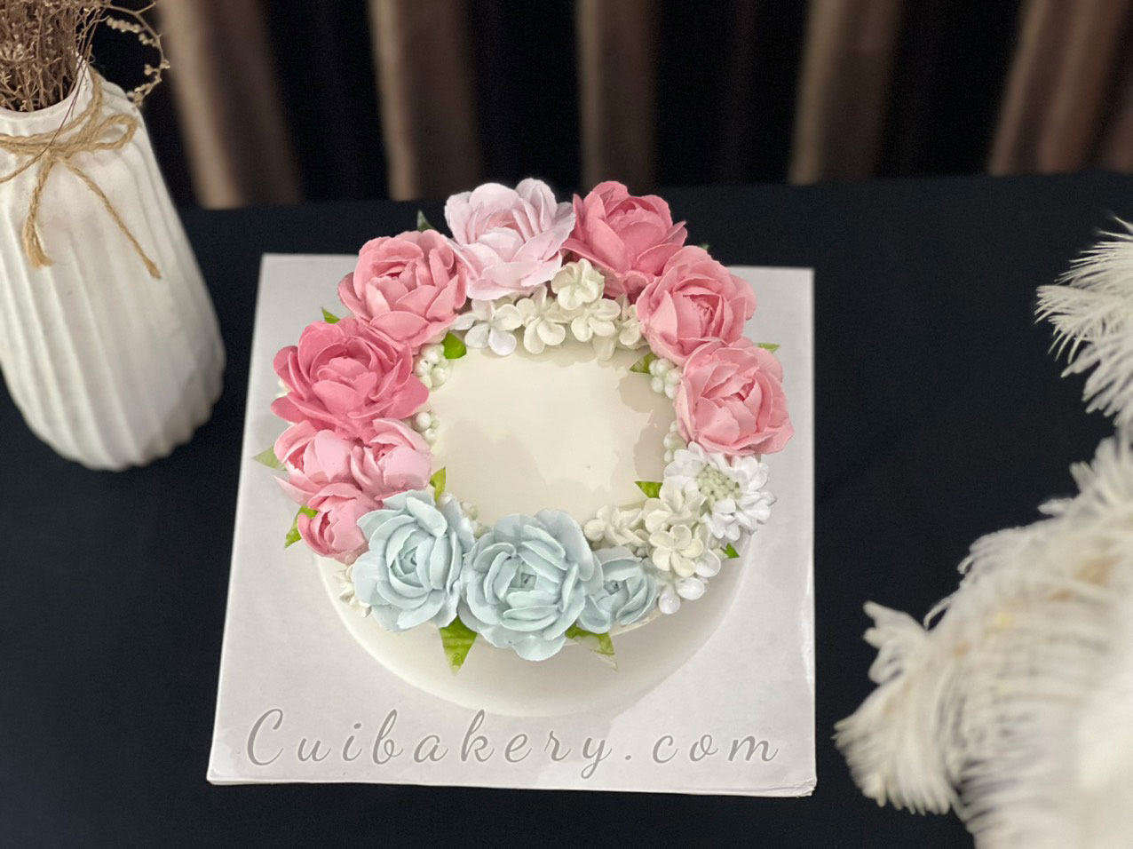 Mẫu Bánh Kem sữa tươi - MST218